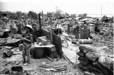 Вторая индокитайская война сверху слева по часовой стрелке морские пехотинцы сш википедия 4